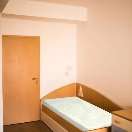 Two Bedroom New *