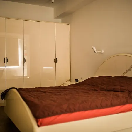 דירה Two Bedroom New סקופיה