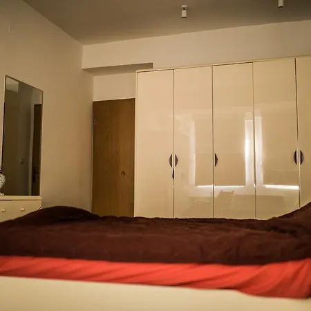 Two Bedroom New דירה סקופיה