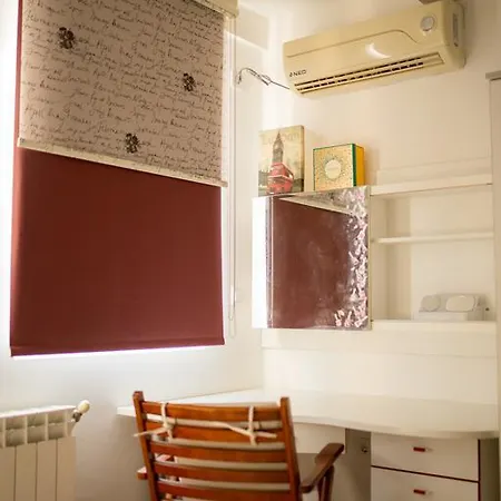 Two Bedroom New דירה