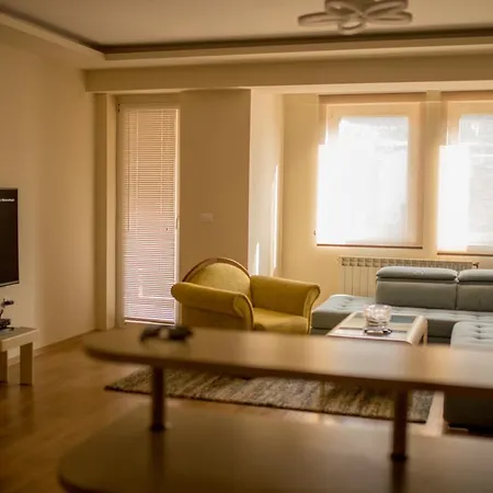 Two Bedroom New סקופיה